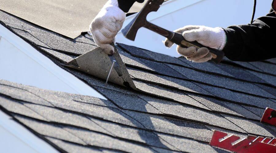 Expert Emergency Roof Repairs services in Watkins, IA